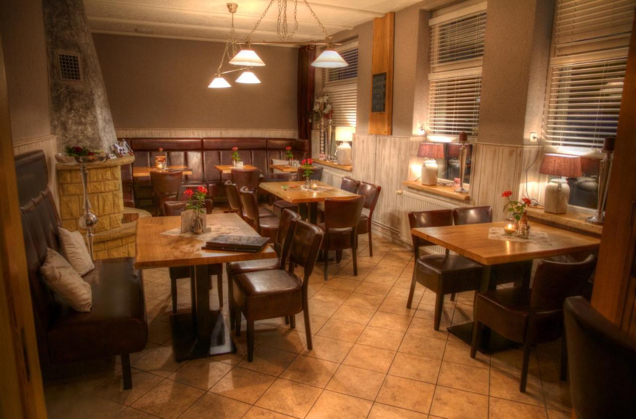 Restaurant Und Pension Zur Nassen Ecke 비텐베크 외부 사진